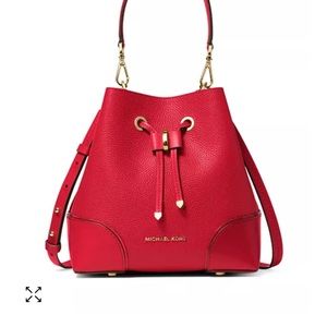 Michael Kors Bucket Bag